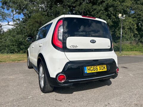 Kia Soul CRDI URBAN 4