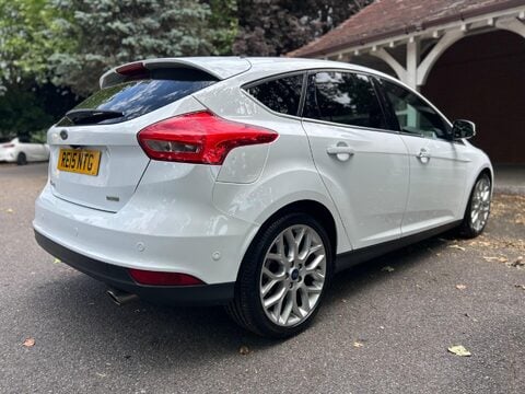 Ford Focus TITANIUM X 17