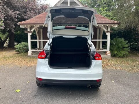 Ford Focus TITANIUM X 20