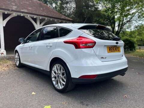 Ford Focus TITANIUM X 22