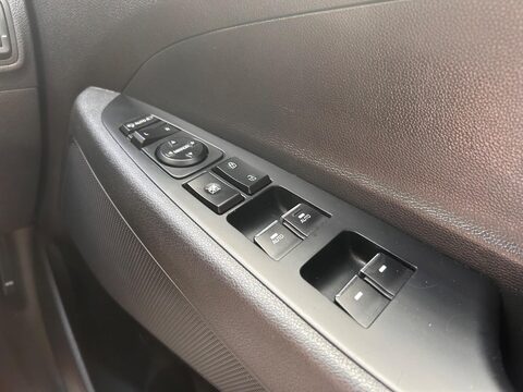 Hyundai TUCSON GDI SE NAV 32