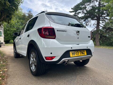 Dacia Sandero Stepway LAUREATE TCE 2