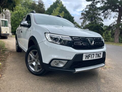 Dacia Sandero Stepway LAUREATE TCE 12