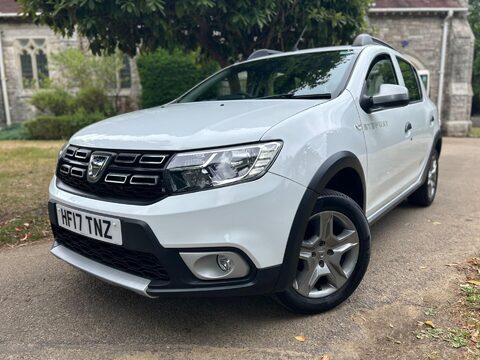 Dacia Sandero Stepway LAUREATE TCE 14