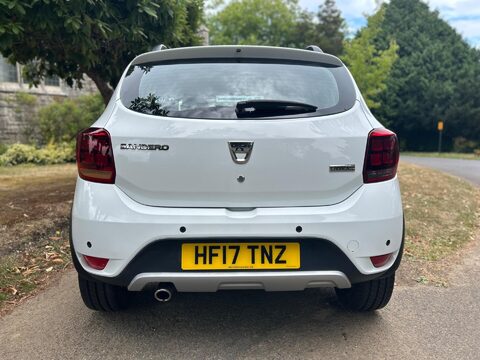 Dacia Sandero Stepway LAUREATE TCE 20