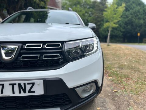 Dacia Sandero Stepway LAUREATE TCE 43