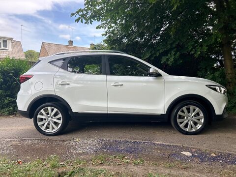 MG ZS EXCITE 15