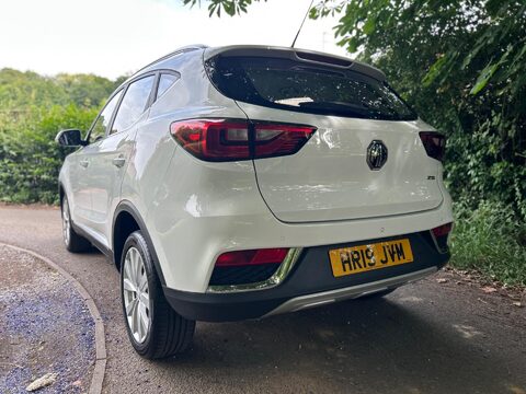 MG ZS EXCITE 21