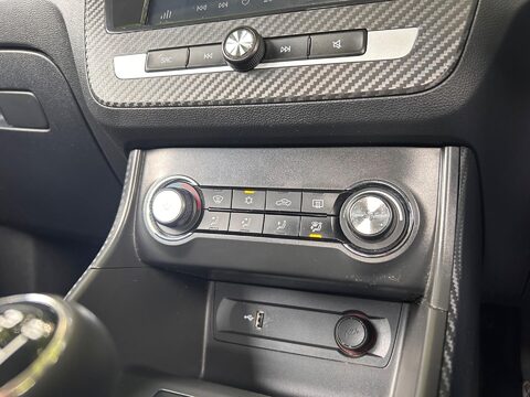 MG ZS EXCITE 31