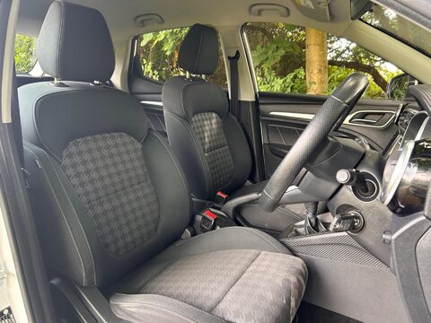 MG ZS EXCITE 4