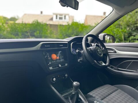 MG ZS EXCITE 23