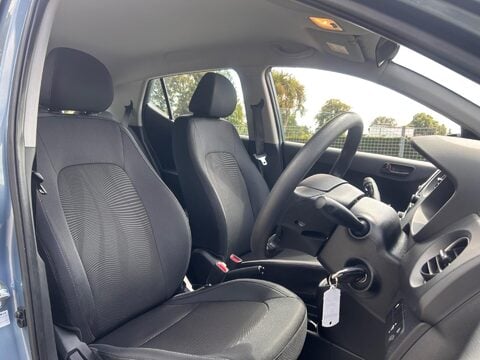 Hyundai i10 SE 4
