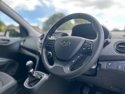Hyundai i10 SE 23