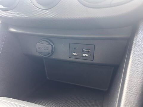 Hyundai i10 SE 24