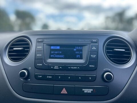Hyundai i10 SE 28