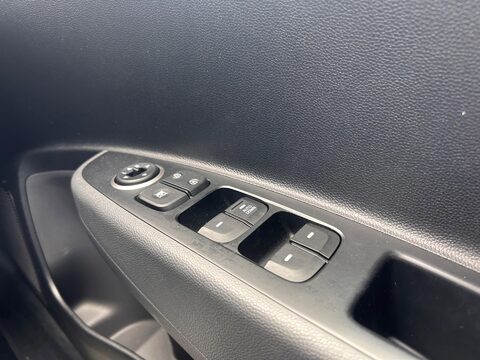 Hyundai i10 SE 29