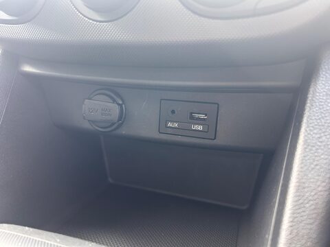 Hyundai i10 SE 24