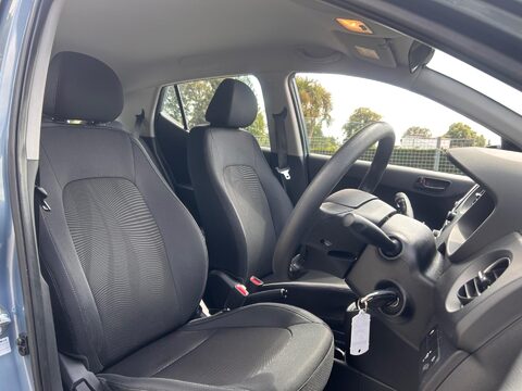 Hyundai i10 SE 4