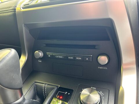 Lexus NX 300H 35