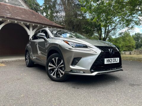 Lexus NX 300H 52