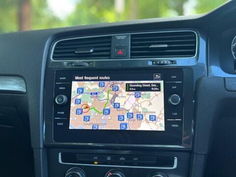 Volkswagen Golf SE NAVIGATION TSI EVO DSG 7