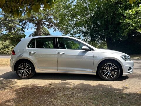 Volkswagen Golf SE NAVIGATION TSI EVO DSG 17