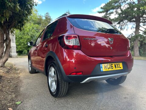 Dacia Sandero Stepway LAUREATE DCI 2