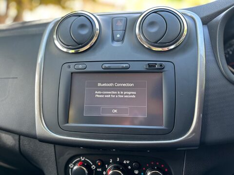 Dacia Sandero Stepway LAUREATE DCI 7