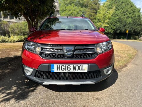 Dacia Sandero Stepway LAUREATE DCI 14