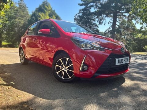 Toyota Yaris VVT-I ICON TECH 46