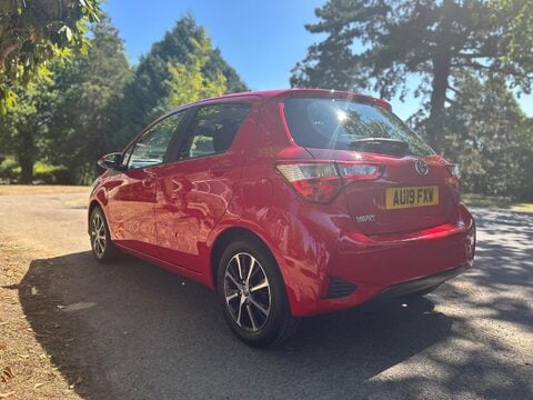 Toyota Yaris VVT-I ICON TECH 39