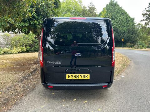 Ford Tourneo Custom 310 TITANIUM L2 TDCI 23