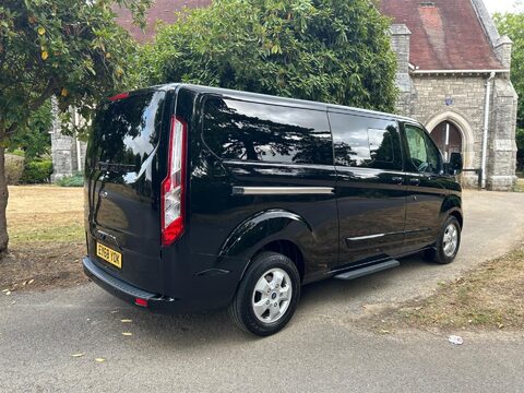 Ford Tourneo Custom 310 TITANIUM L2 TDCI 21