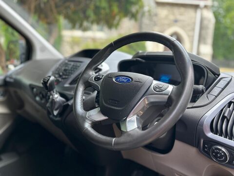 Ford Tourneo Custom 310 TITANIUM L2 TDCI 6