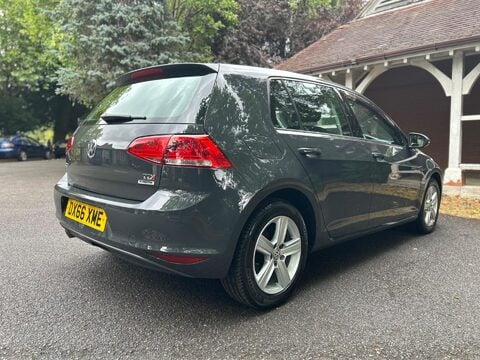 Volkswagen Golf 1.6 TDI BlueMotion Tech Match Edition DSG Euro 6 (s/s) 5dr 17