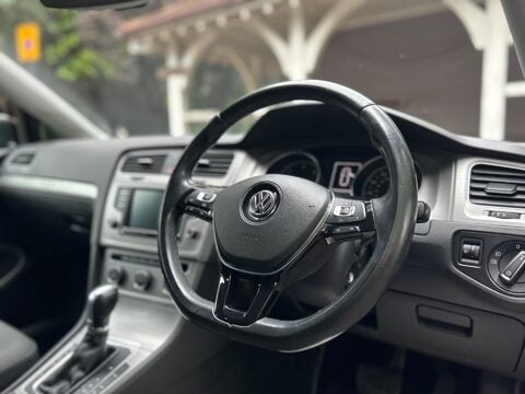 Volkswagen Golf 1.6 TDI BlueMotion Tech Match Edition DSG Euro 6 (s/s) 5dr 23