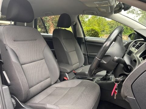 Volkswagen Golf 1.6 TDI BlueMotion Tech Match Edition DSG Euro 6 (s/s) 5dr 4