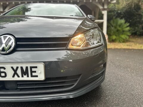Volkswagen Golf 1.6 TDI BlueMotion Tech Match Edition DSG Euro 6 (s/s) 5dr 40