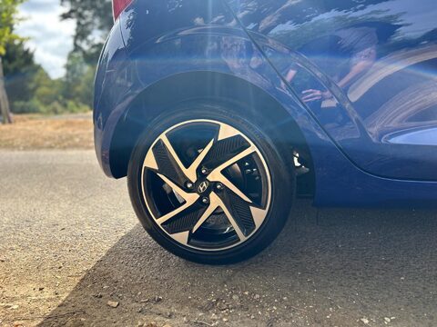 Hyundai i10 MPI PREMIUM 34