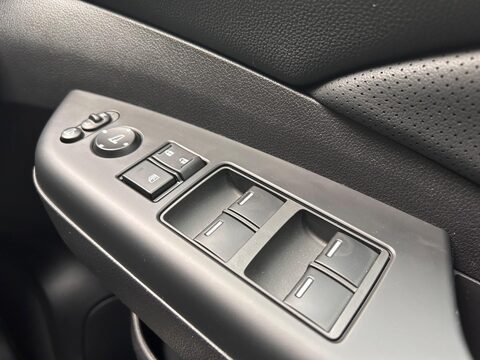 Honda CR-V I-VTEC SR 32