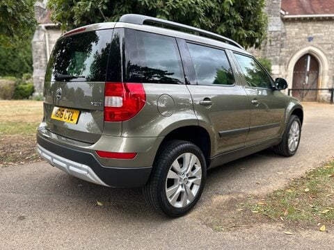 Skoda Yeti SE L TSI DSG 17