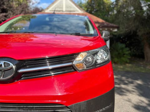 Toyota Proace L2 ICON 35