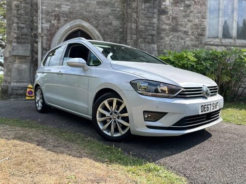 Volkswagen Golf SV GT TSI 10