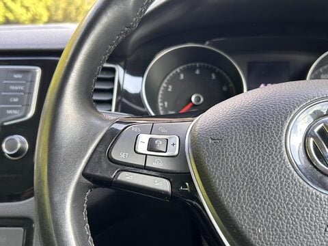 Volkswagen Golf SV GT TSI 23