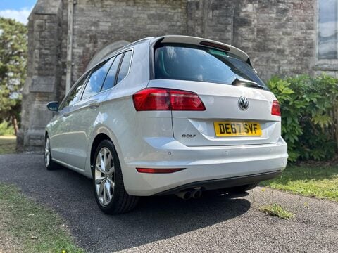 Volkswagen Golf SV GT TSI 2