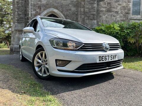 Volkswagen Golf SV GT TSI 11