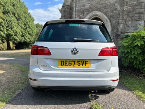 Volkswagen Golf SV GT TSI 19