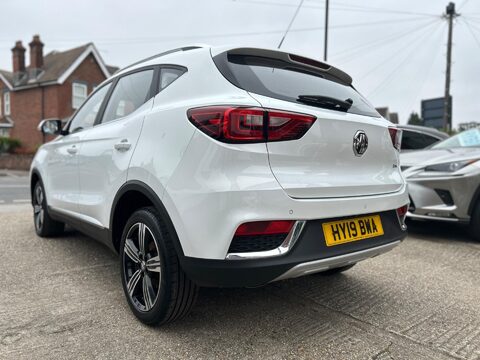 MG ZS EXCLUSIVE 2