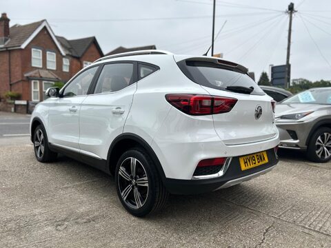 MG ZS EXCLUSIVE 23
