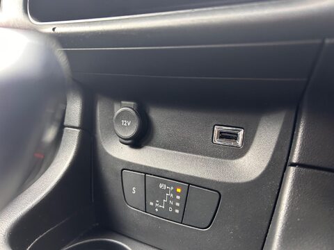 Citroen C3 PURETECH FLAIR S/S EAT6 23
